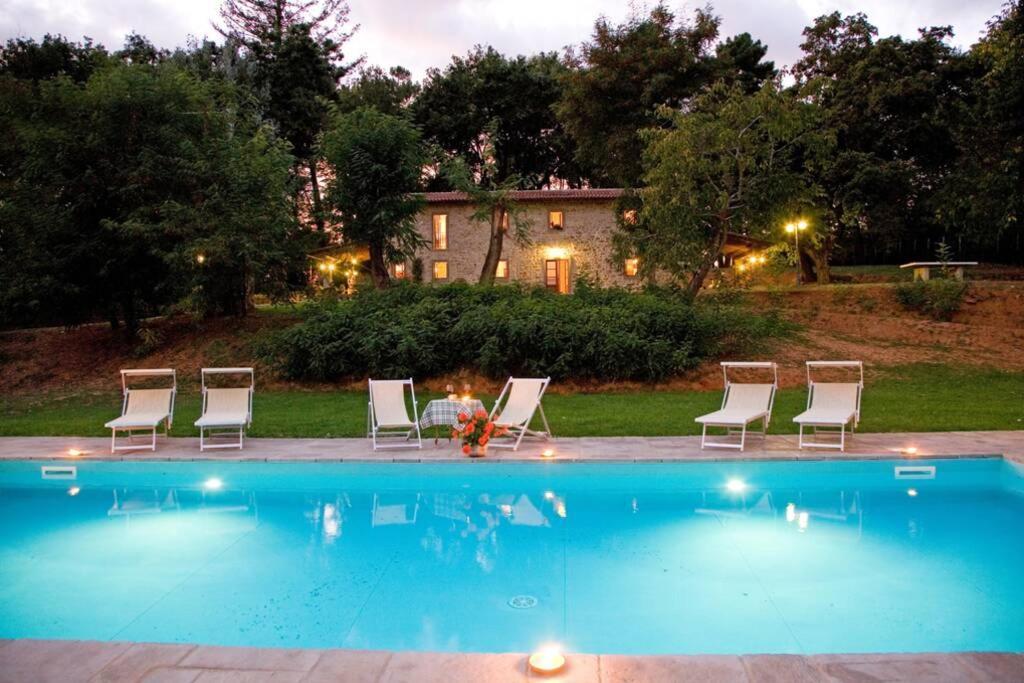 Villa Liz Tuscany, Private Pool, Hot Tub, Property Fenced, Pets Allowed Poppi Exterior foto