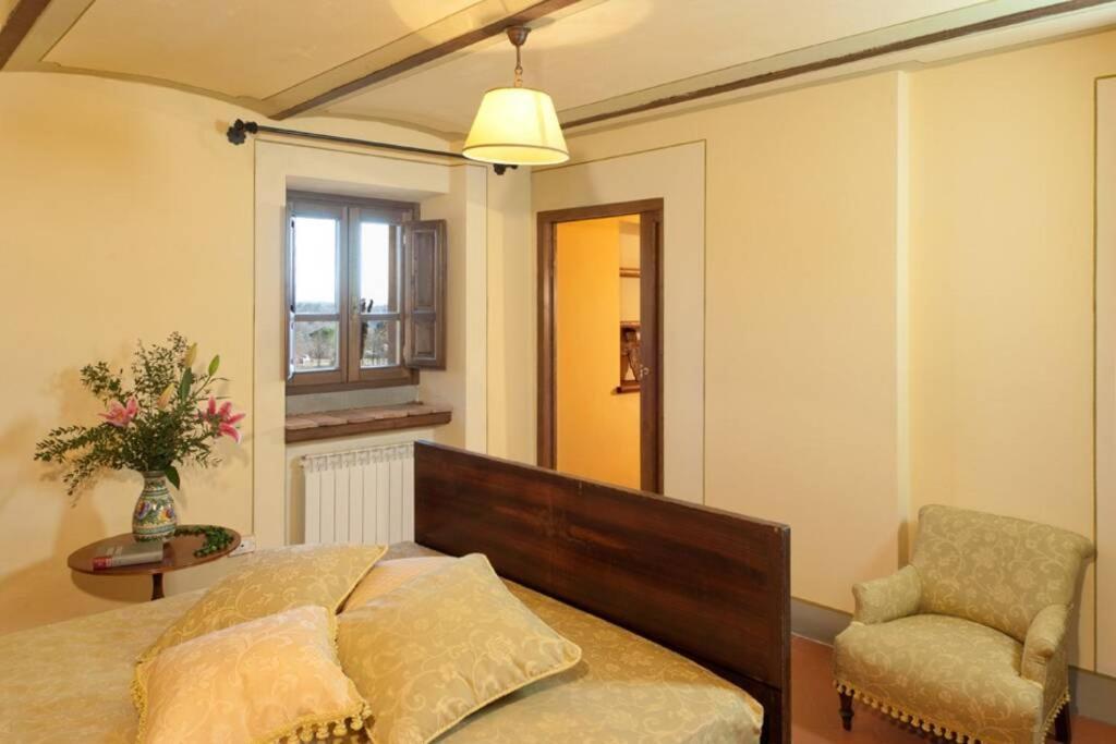 Villa Liz Tuscany, Private Pool, Hot Tub, Property Fenced, Pets Allowed Poppi Exterior foto